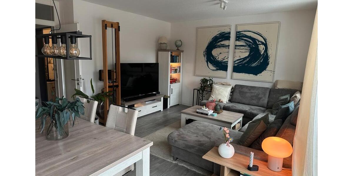 Lichtdurchflutete 2(ggf.3)-Zimmer-Wohnung mit Carport und Garten 2 zimmer