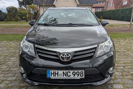 Toyota Avensis 246.415 km 5.400 &euro; Garrel 49681
