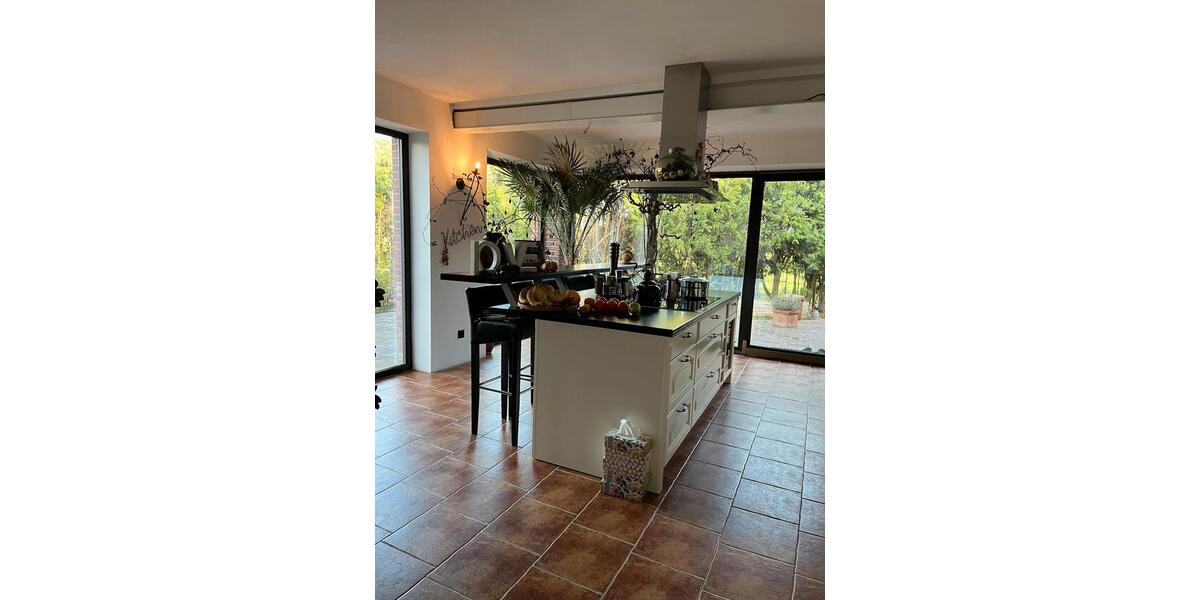 Einfamilienhaus Edewecht - 7 Zimmer, 250 m&sup2;, 550.000&euro; | Angebot:27085626