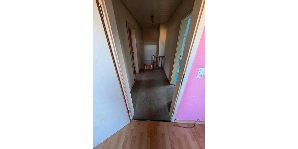 Dachgeschoßwohnung Oldenburg Etzhorn - 3 Zimmer, 90 m&sup2;, 870&euro; | Angebot:24663405