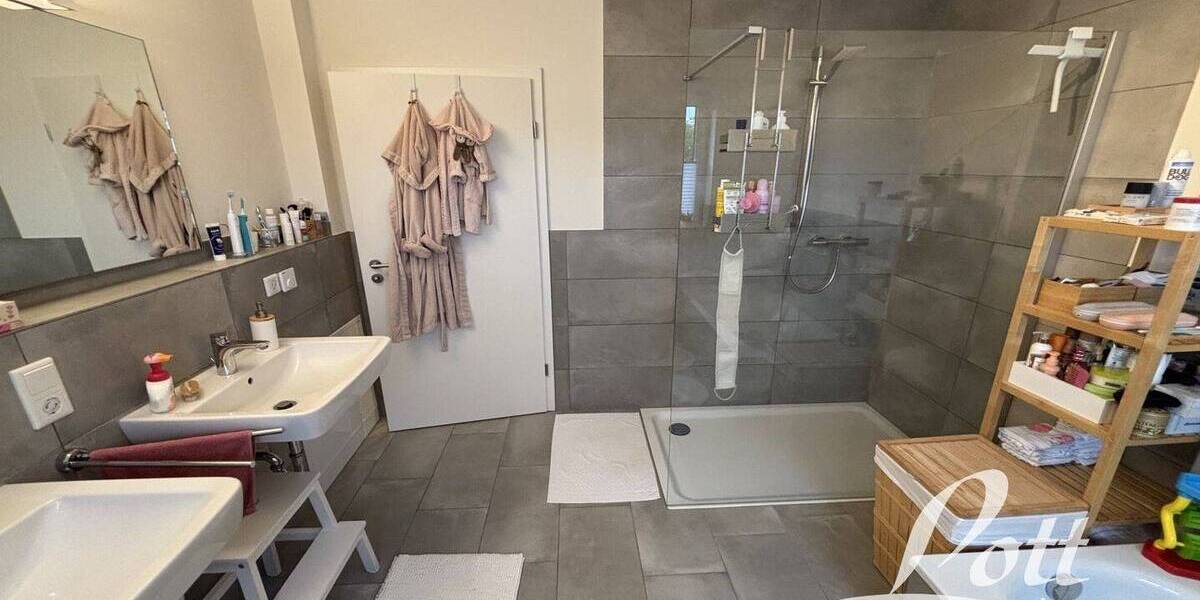 Doppelhaushälfte Bad Zwischenahn Ohrwege - 4 Zimmer, 109 m&sup2;, 1.350&euro; | Angebot:26840523