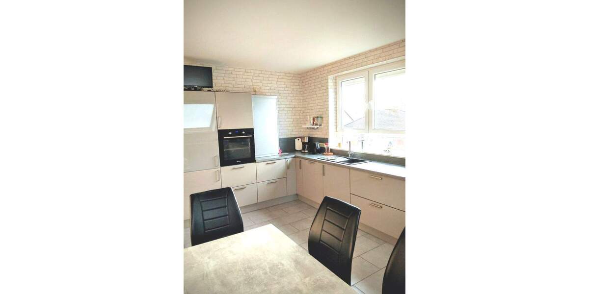 Mehrfamilienhaus, Wohnhaus Elsfleth - 8 Zimmer, 274 m&sup2;, 435.000&euro; | Angebot:25669816