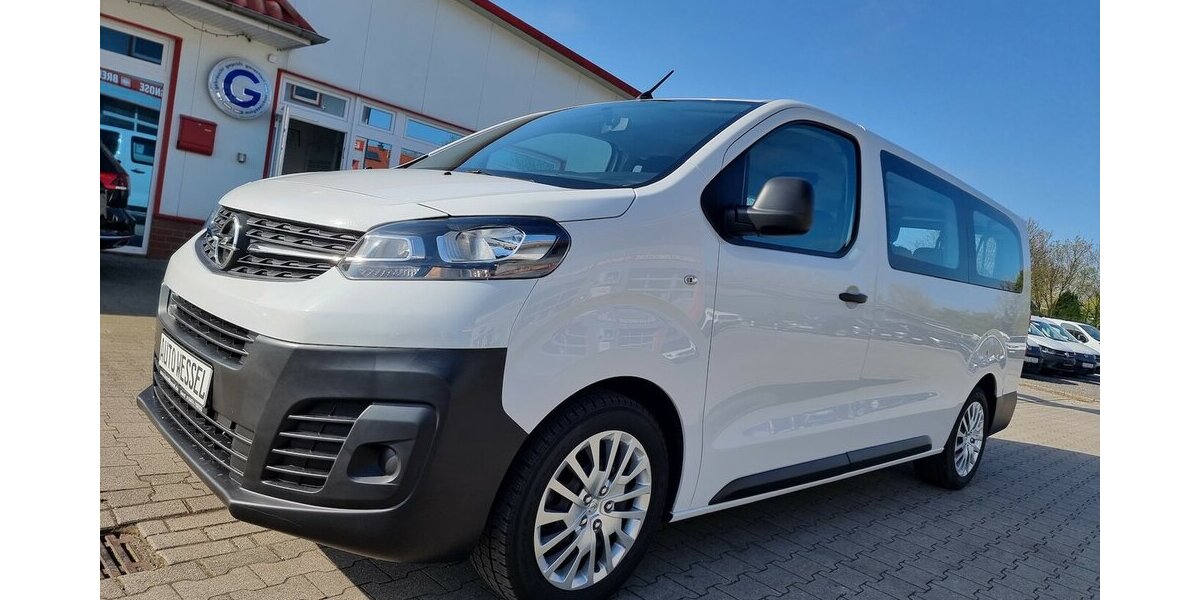Opel Vivaro Edition M 9-Sitzer Automatik Zafira Life 84.300 km 29.999 € Garrel 49681