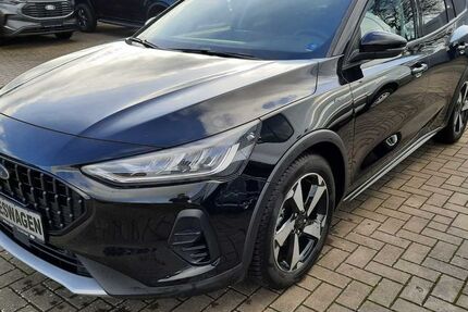 Ford Focus 25.098 km 25.900 &euro; Wardenburg 26203