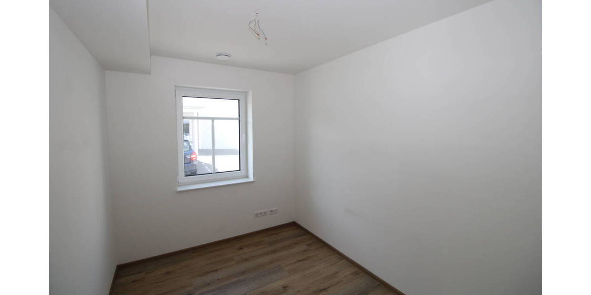 Etagenwohnung Varel - 3 Zimmer, 84 m&sup2;, 273.000&euro; | Angebot:25671281