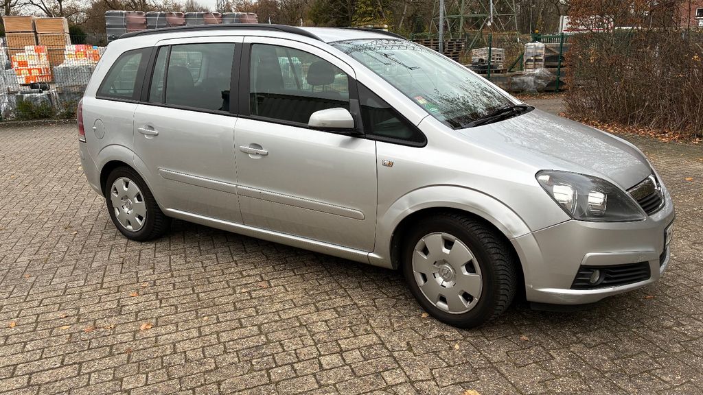 Opel Zafira 178.500 km 3.999 € Oldenburg 26135