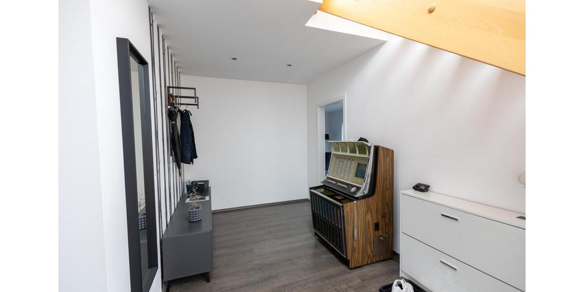 Einfamilienhaus Jade - 9 Zimmer, 165 m&sup2;, 525.000&euro; | Angebot:26020681
