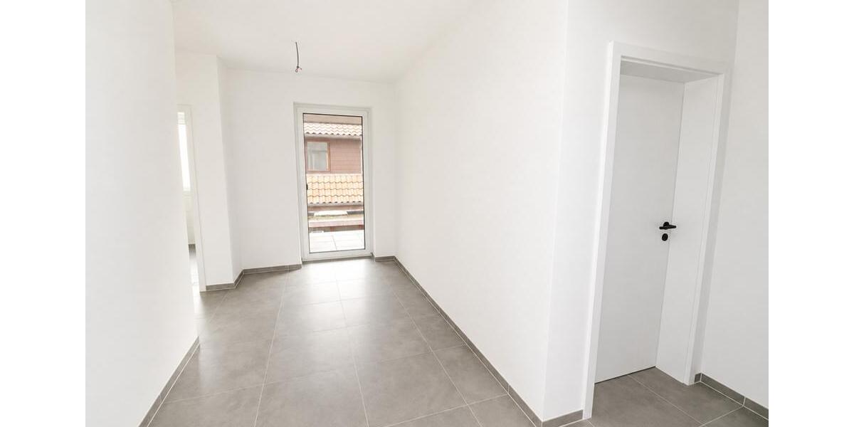 Etagenwohnung Oldenburg Kreyenbrück - 6 Zimmer, 12 m&sup2;, 480&euro; | Angebot:26632517