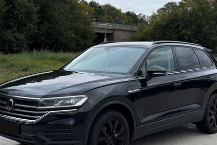 VW Touareg 270.000 km 22.500 &euro; Oldenburg 26125