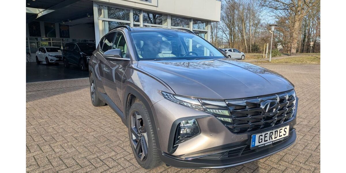 Hyundai TUCSON 47.280 km 27.950 &euro; Oldenburg 26125