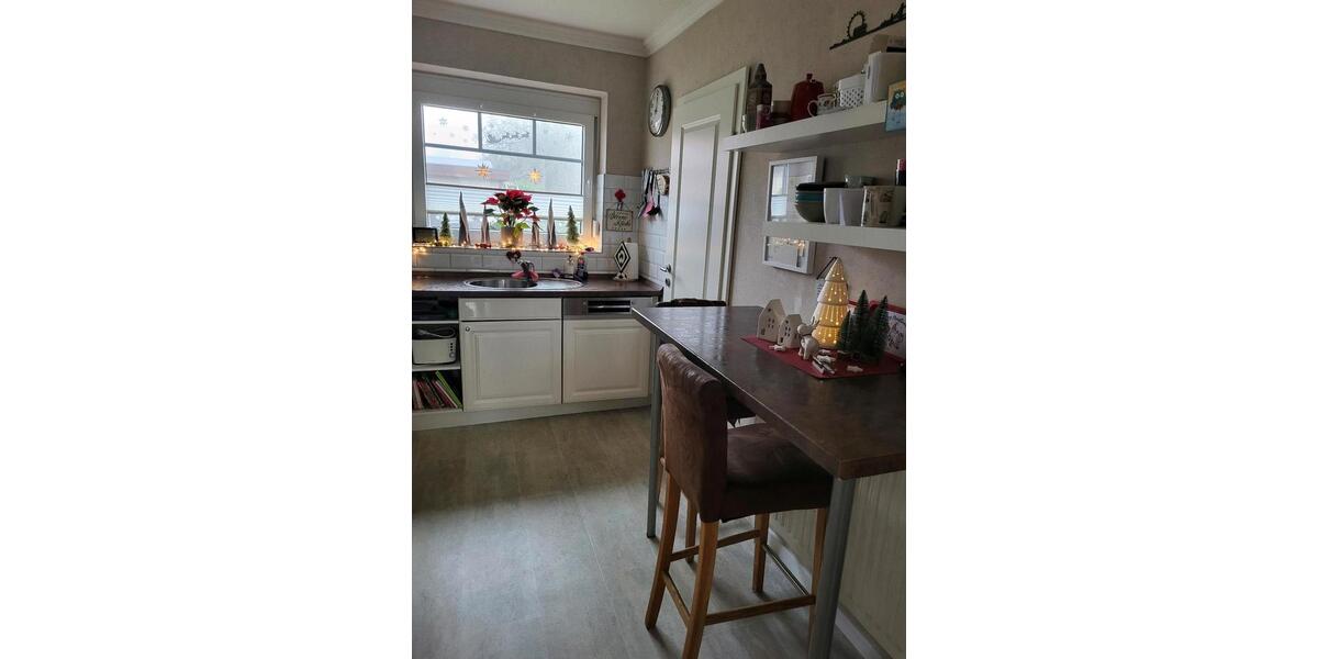 Einfamilienhaus Brake (Unterweser) - 6 Zimmer, 120 m&sup2;, 330.000&euro; | Angebot:25942776