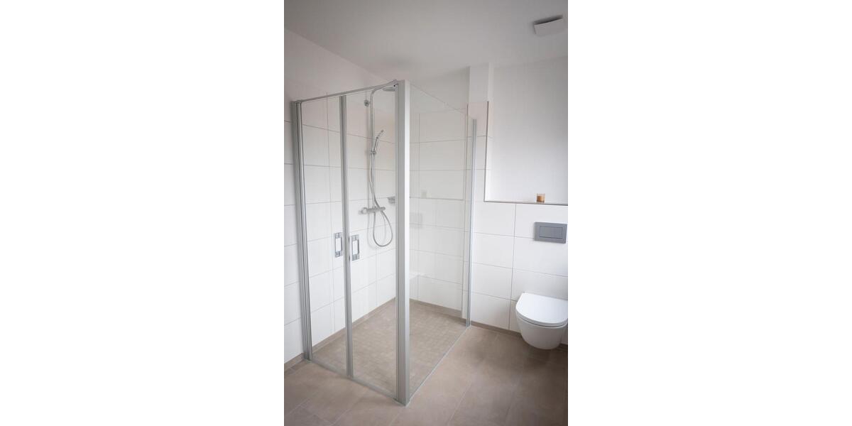 Reihenhaus Edewecht - 6 Zimmer, 122 m&sup2;, 1.710&euro; | Angebot:23857364