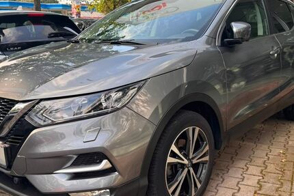 Nissan Qashqai 68.000 km 17.990 &euro; Oldenburg 26125