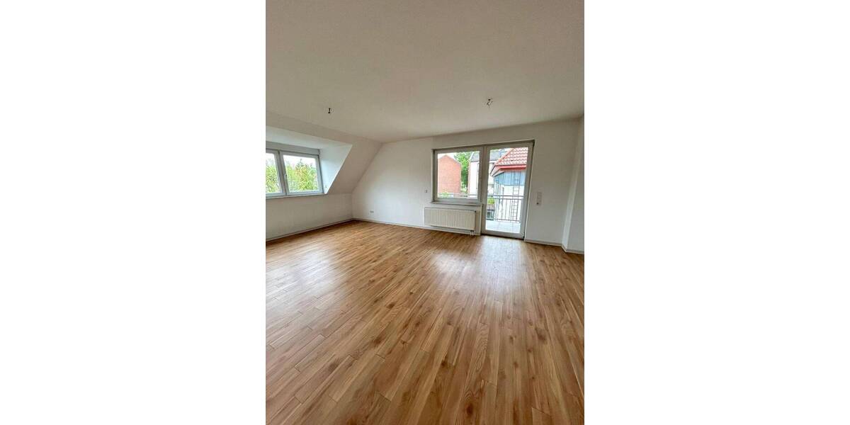 Etagenwohnung Oldenburg Kreyenbrück - 4 Zimmer, 130 m&sup2;, 1.100&euro; | Angebot:26740342