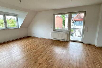 Wohnung Oldenburg Kreyenbrück - 4 Zimmer, 130 m&sup2;, 1.100&euro; | Angebot:26740342