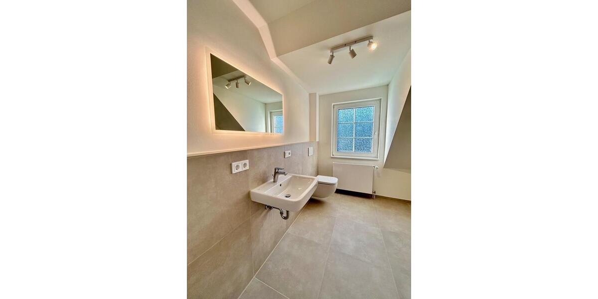 3-Zimmer-Wohnung mit Balkon, Keller und Stellplatz 3 zimmer