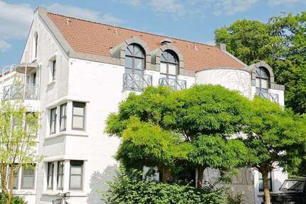 Büro in Oldenburg (Oldenburg) 1.980 € 215 m² zimmer
