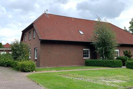 Gemütliche Dachgeschosswohnung mit Balkon in Westerstede-Ocholt! 3 zimmer