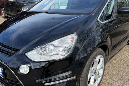 Ford S-Max 167.900 km 7.499 &euro; Oldenburg 26129