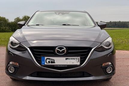 Mazda 3 178.000 km 7.600 &euro; Ahlhorn 26197