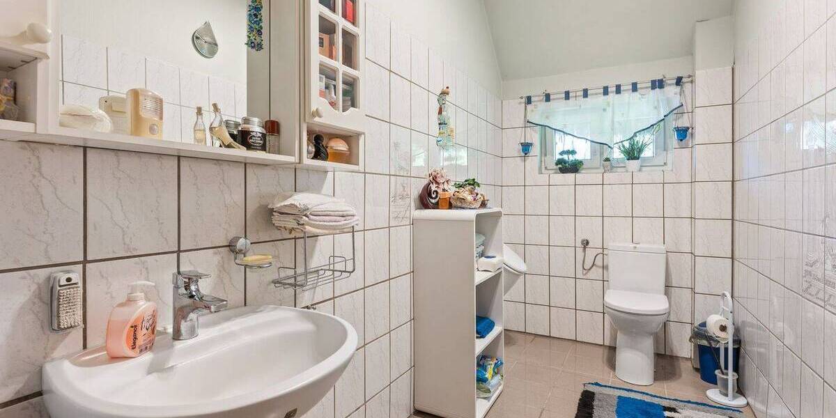 Mehrfamilienhaus, Wohnhaus Lemwerder Altenesch - 8 Zimmer, 366 m&sup2;, 260.000&euro; | Angebot:25684166
