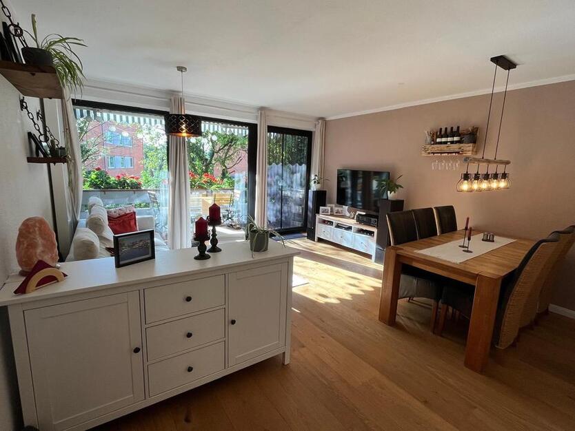 Sanierte 3-Zimmer-Wohnung, Donnerschwee Oldenburg, ab 01.12.25 zimmer