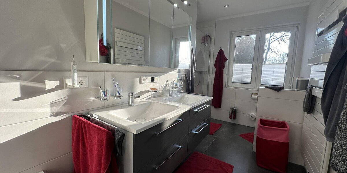 Bungalow Bad Zwischenahn Bad Zwischenahn II - 7 Zimmer, 300 m&sup2;, 839.000&euro; | Angebot:26290121