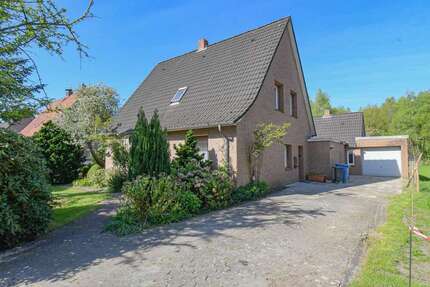 Haus zum Kaufen in Bösel 220.000 € 143.89 m²