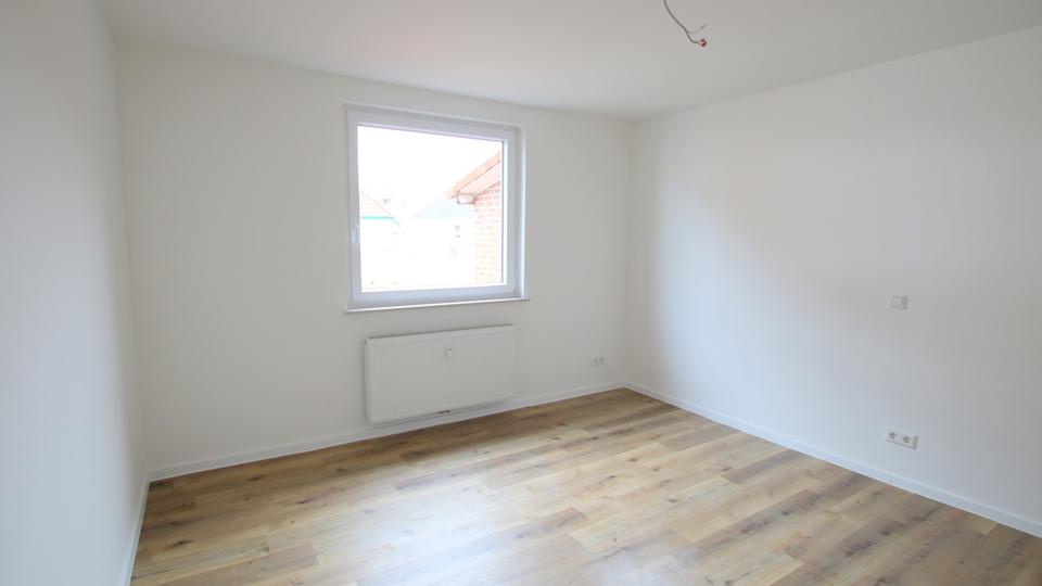Etagenwohnung Bad Zwischenahn - 3 Zimmer, 120 m&sup2;, 1.090&euro; | Angebot:26365624