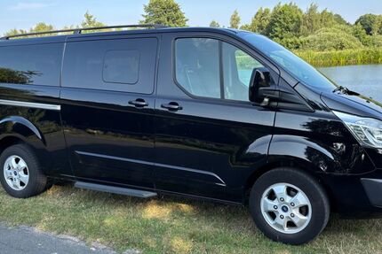 Ford Tourneo Custom 95.000 km 22.999 &euro; Oldenburg 26123
