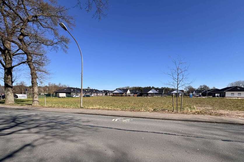 Grundstück zu verkaufen in Schwanewede 679.140 € 3087 m²