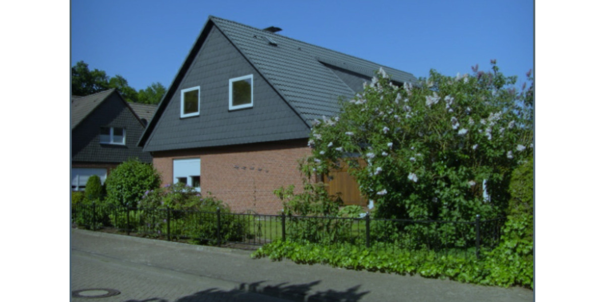 Mehrfamilienhaus, Wohnhaus Hatten - 8 Zimmer, 250 m&sup2;, 465.000&euro; | Angebot:24753361