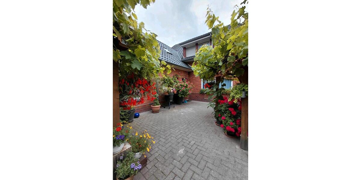 Einfamilienhaus Westerstede - 7 Zimmer, 173 m&sup2;, 299.000&euro; | Angebot:27045897