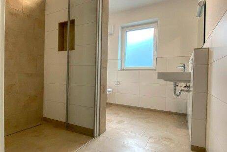 Etagenwohnung Oldenburg Eversten - 2 Zimmer, 87 m&sup2;, 1.100&euro; | Angebot:26805511