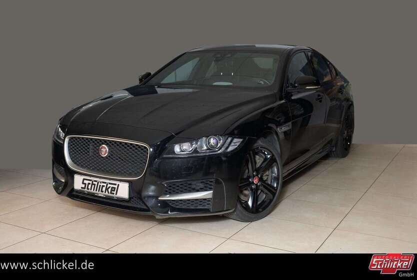 Jaguar XF 133.200 km 17.400 € Oldenburg 26125