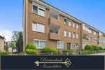 Delmenhorst . 4 Zimmer Wohnung mit zwei Balkonen & PKW Stellplatz 4 zimmer