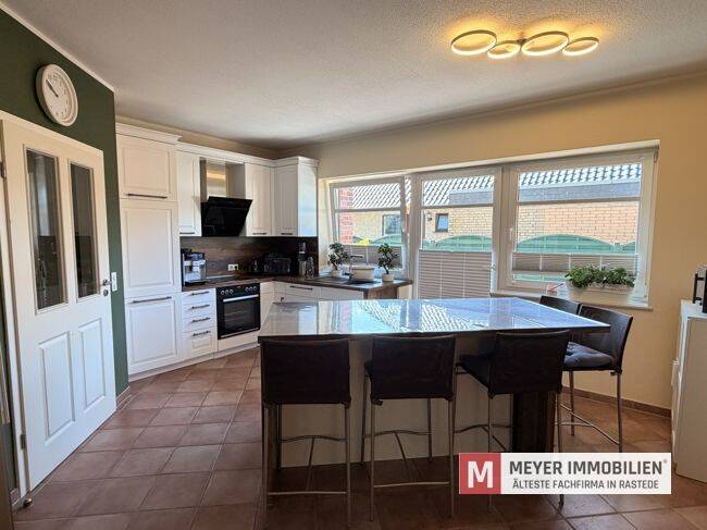 Etagenwohnung Oldenburg Ofenerdiek - 4 Zimmer, 109 m&sup2;, 1.700&euro; | Angebot:26909450