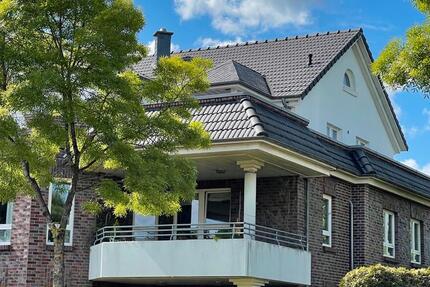 Wunderschöne 4 Zimmer Penthouse Wohnung in Bloherfelde