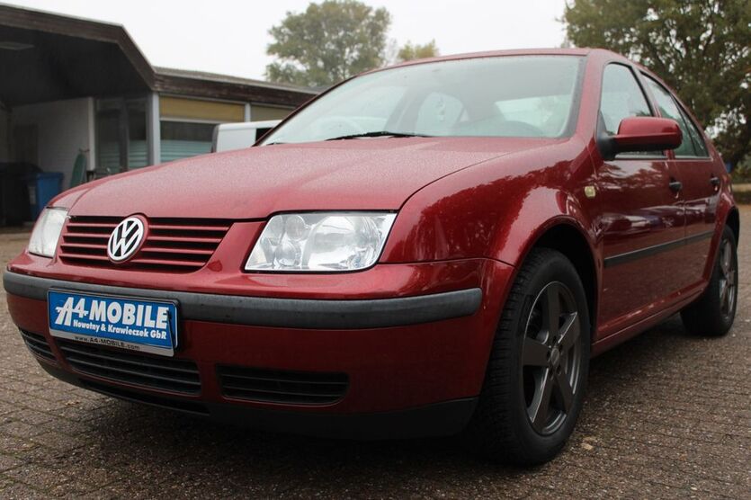 VW Bora 162.629 km 3.499 € Oldenburg 26129