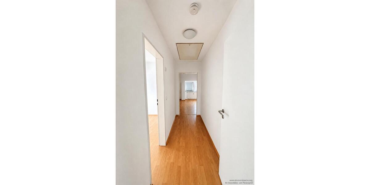 Dachgeschoßwohnung Friesoythe - 3 Zimmer, 90 m&sup2;, 850&euro; | Angebot:26563664