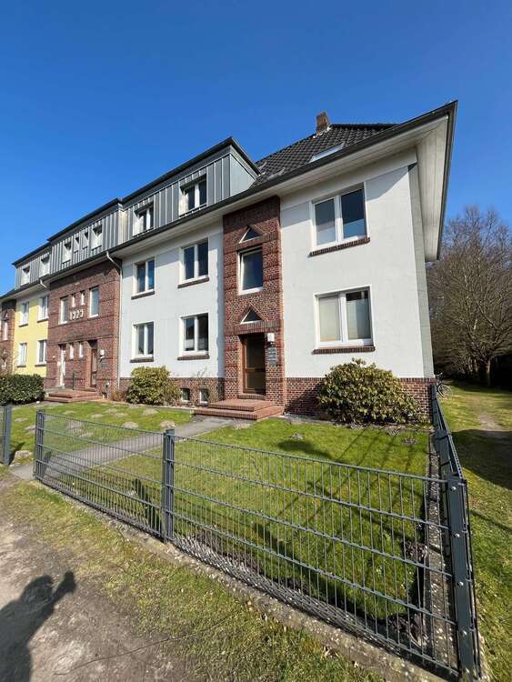 Wohnung zum Mieten in Oldenburg 275 € 30.3 m²