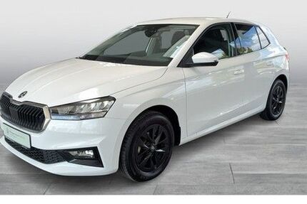 Skoda Fabia 19.631 km 15.477 &euro; Oldenburg 26135