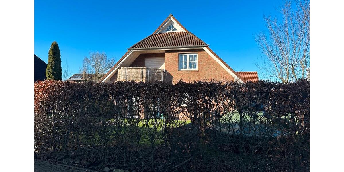 Dachgeschoßwohnung Westerstede - 3 Zimmer, 81 m&sup2;, 995&euro; | Angebot:25637489