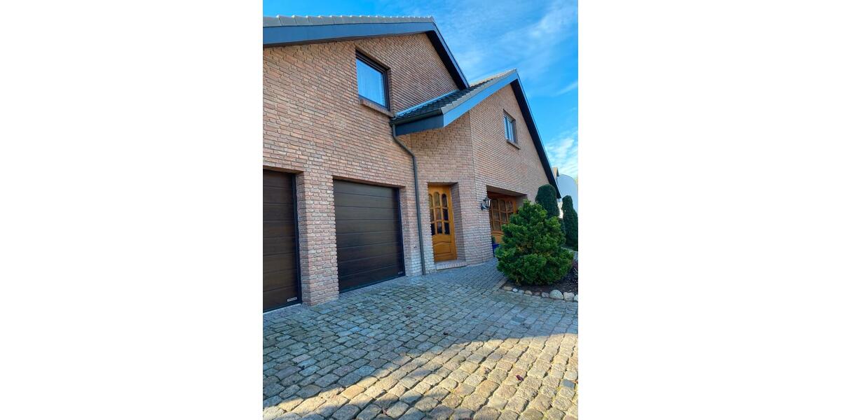 Einfamilienhaus Hude (Oldenburg) - 6 Zimmer, 250 m&sup2;, 959.000&euro; | Angebot:26225923