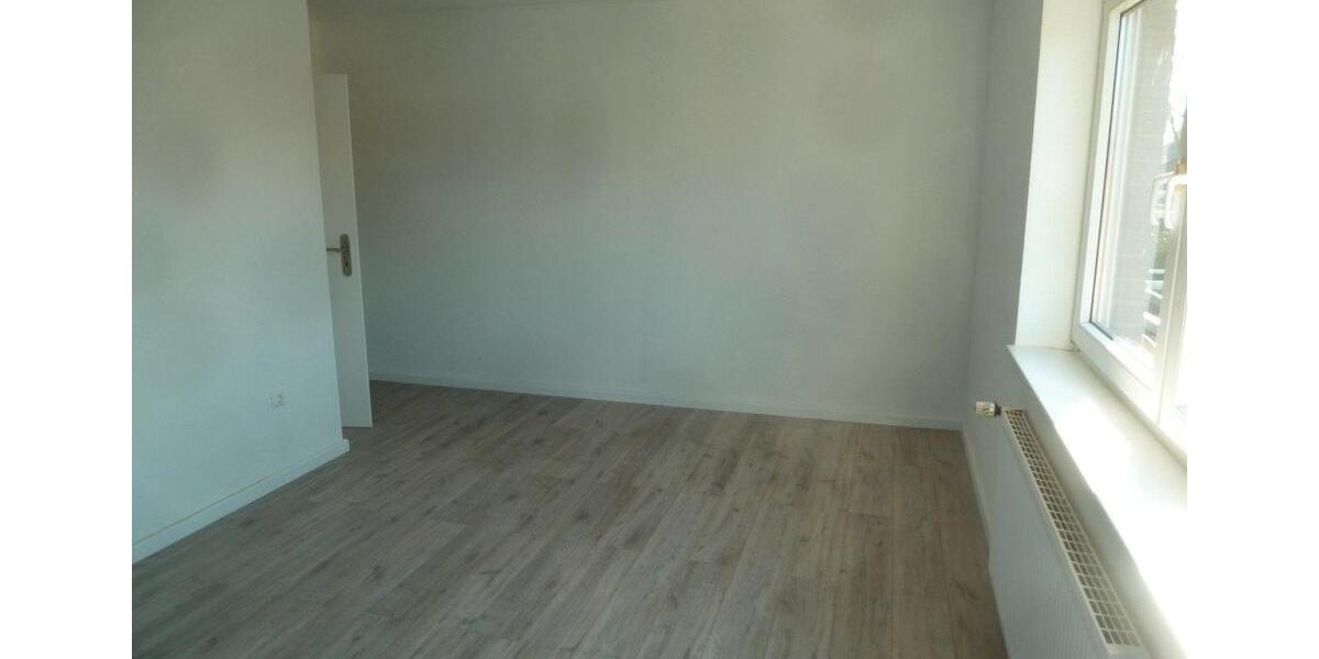 Etagenwohnung Bösel - 3 Zimmer, 88 m&sup2;, 610&euro; | Angebot:26354053