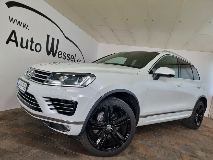 Touareg V6 TDI R-line AHK 3,5t Luft Pano Led 4Mo