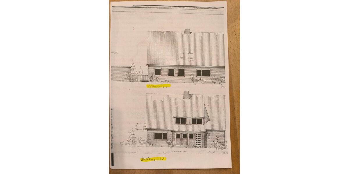 Einfamilienhaus mit 180 m2 Wohnfläche, voll unterkellert 7 zimmer