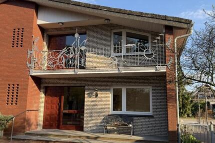 Haus Friesoythe - 7 Zimmer, 233 m&sup2;, 1.500&euro; | Angebot:26247200