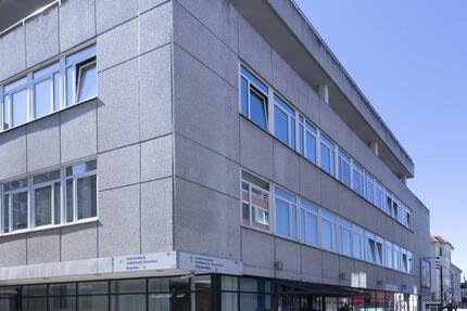 In Renovierung: Schöne 2-Zimmer-Wohnung mit Balkon zentral in Delmenhorst-City! zimmer