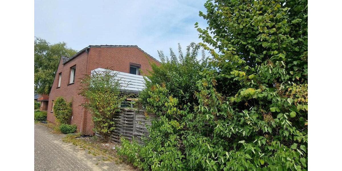 Einfamilienhaus Oldenburg Alexandersfeld - 6 Zimmer, 200 m&sup2;, 400.000&euro; | Angebot:27269879